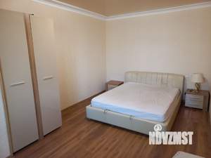 Дом 48м², 2-этажный, на длительный срок,