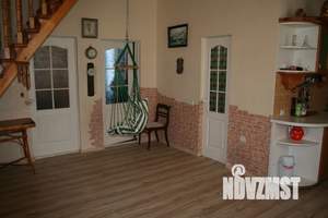 Дом 80м², 2-этажный, посуточно,