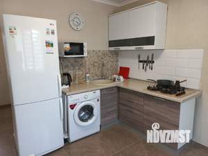 Дом 48м², 2-этажный, на длительный срок,