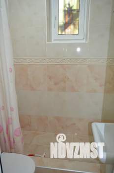 Дом 30м², 2-этажный, посуточно,