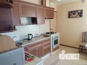 Дом 200м², 2-этажный, посуточно,