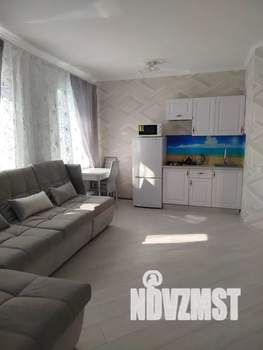 Дом 33м², 2-этажный, посуточно,