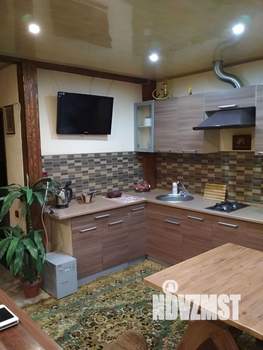 Дом 40м², 2-этажный, на длительный срок,