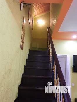 Коттедж 60м², 2-этажный, на длительный срок,