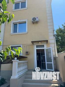 Дом 150м², 3-этажный, посуточно,