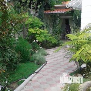 Дом 100м², 2-этажный, посуточно,