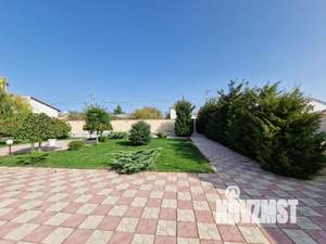 Дом 366м², 2-этажный, участок 15 сот.