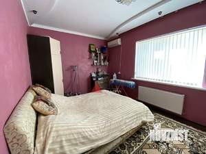 Дом 202м², 2-этажный, участок 6 сот.