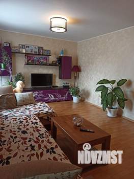 Дом 297м², 2-этажный, участок 12 сот.