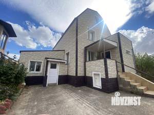 Дом 186м², 3-этажный, участок 6 сот.