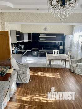 Дом 240м², 2-этажный, участок 2 сот.