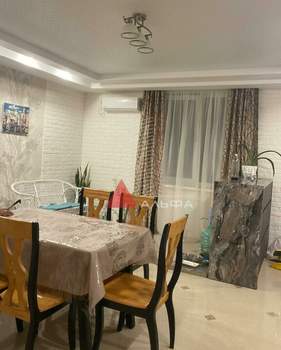 Дом 240м², 2-этажный, участок 6 сот.