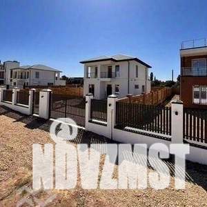 Дом 192м², 2-этажный, участок 6 сот.