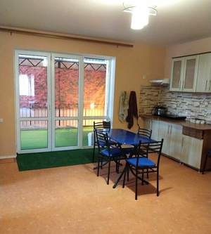 Дом 200м², 3-этажный, участок 6 сот.