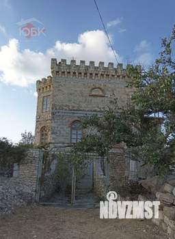 Дом 240м², 3-этажный, участок 6 сот.