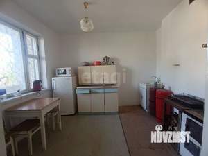 Дом 192м², 3-этажный, участок 6 сот.