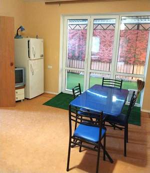 Дом 200м², 3-этажный, участок 6 сот.