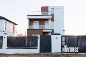 Дом 192м², 2-этажный, участок 6 сот.