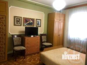 Дом 203м², 2-этажный, участок 4 сот.