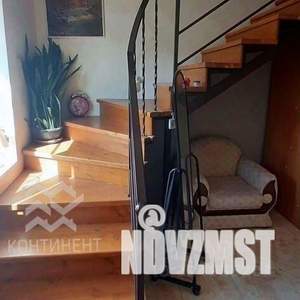 Дом 157м², 3-этажный, участок 7 сот.