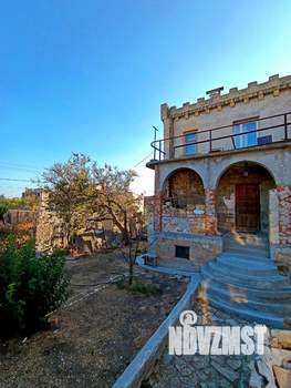 Дом 240м², 3-этажный, участок 6 сот.