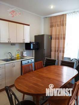 Коттедж 238м², 2-этажный, участок 4 сот.