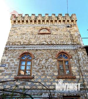 Дом 240м², 3-этажный, участок 6 сот.