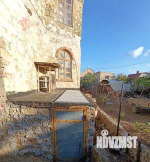 Дом 240м², 3-этажный, участок 6 сот.