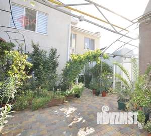 Дом 200м², 2-этажный, участок 3 сот.