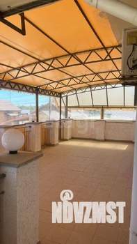 Дом 189м², 2-этажный, участок 15 сот.