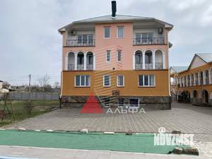 Дом 651м², 3-этажный, участок 15 сот.
