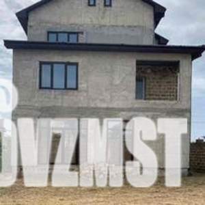 Дом 300м², 3-этажный, участок 5 сот.