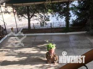 Дом 700м², 2-этажный, участок 15 сот.