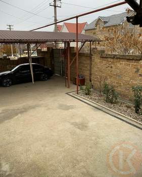 Дом 194м², 1-этажный, участок 6 сот.