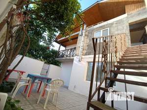 Дом 210м², 3-этажный, участок 1 сот.