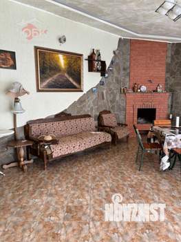 Дом 448м², 3-этажный, участок 8 сот.