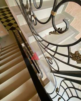 Дом 240м², 2-этажный, участок 6 сот.