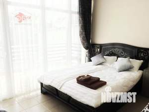 Коттедж 220м², 3-этажный, участок 3 сот.