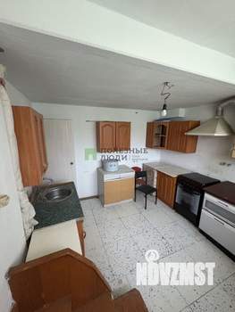 Дом 240м², 3-этажный, участок 6 сот.