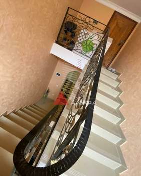 Дом 240м², 2-этажный, участок 6 сот.