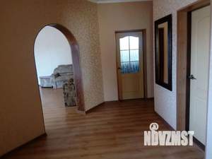 Дом 200м&sup2;, 2-этажный, посуточно, 