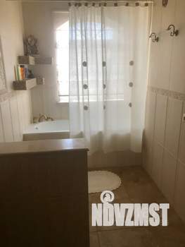 Дом 60м&sup2;, 2-этажный, посуточно, 