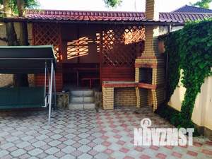 Дом 200м&sup2;, 2-этажный, посуточно, 