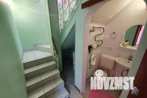 Дом 35м², 2-этажный, посуточно, 