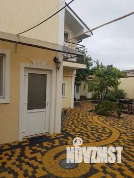 Дом 107м&sup2;, 2-этажный, посуточно, 