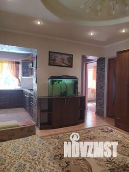 Дом 70м&sup2;, 2-этажный, посуточно, 