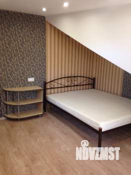 Дом 60м&sup2;, 2-этажный, на длительный срок, 