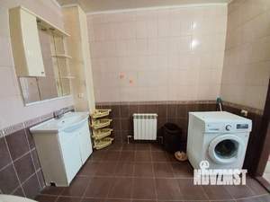 Дом 250м², 3-этажный, на длительный срок, 