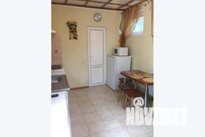 Дом 35м&sup2;, 2-этажный, посуточно, 