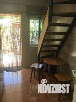 Дом 25м&sup2;, 2-этажный, посуточно, 